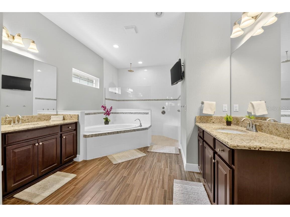 7223 Bowspirit Place Apollo Beach FL 33572 TB8426798 image48