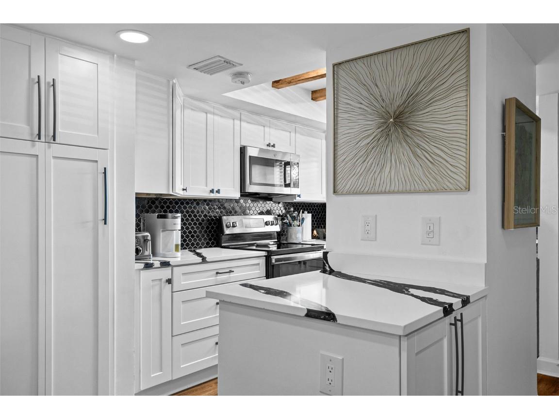 7223 Cloister Drive #111 Sarasota FL 34231 C7517166 image11