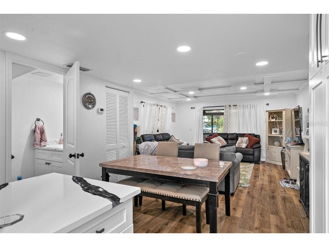 7223 Cloister Drive #111 Sarasota FL 34231 C7517166 image12