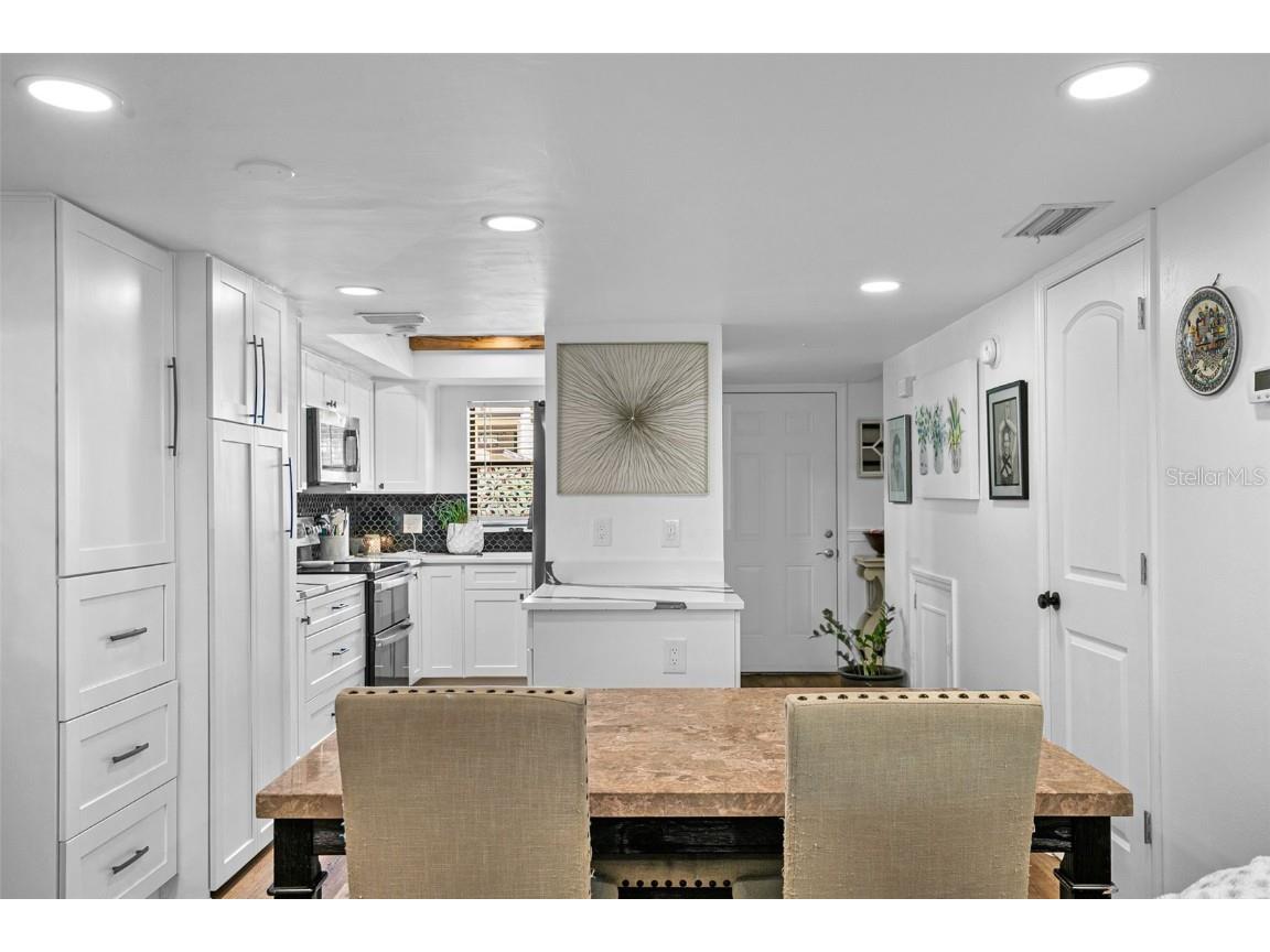 7223 Cloister Drive #111 Sarasota FL 34231 C7517166 image16