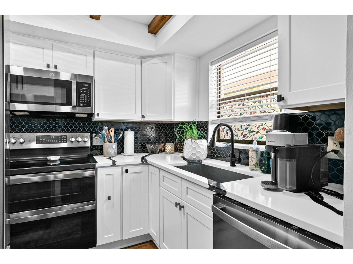 7223 Cloister Drive #111 Sarasota FL 34231 C7517166 image8