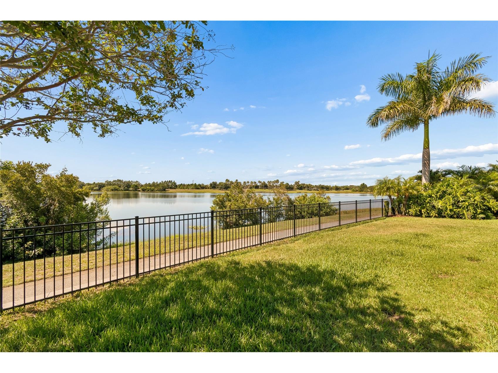 7223 Hourglass Drive Apollo Beach FL 33572 TB8515526 image39