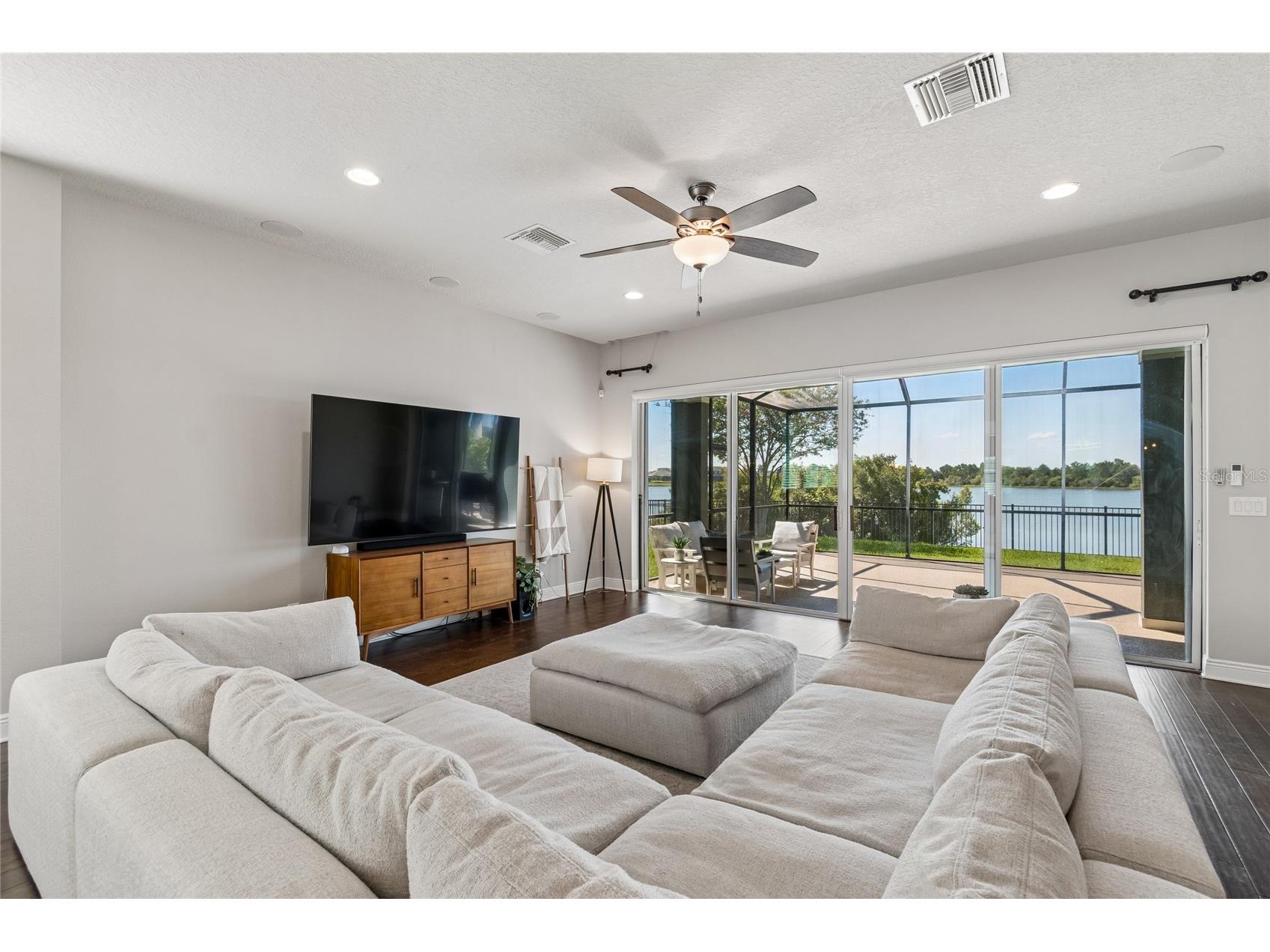 7223 Hourglass Drive Apollo Beach FL 33572 TB8515526 image4