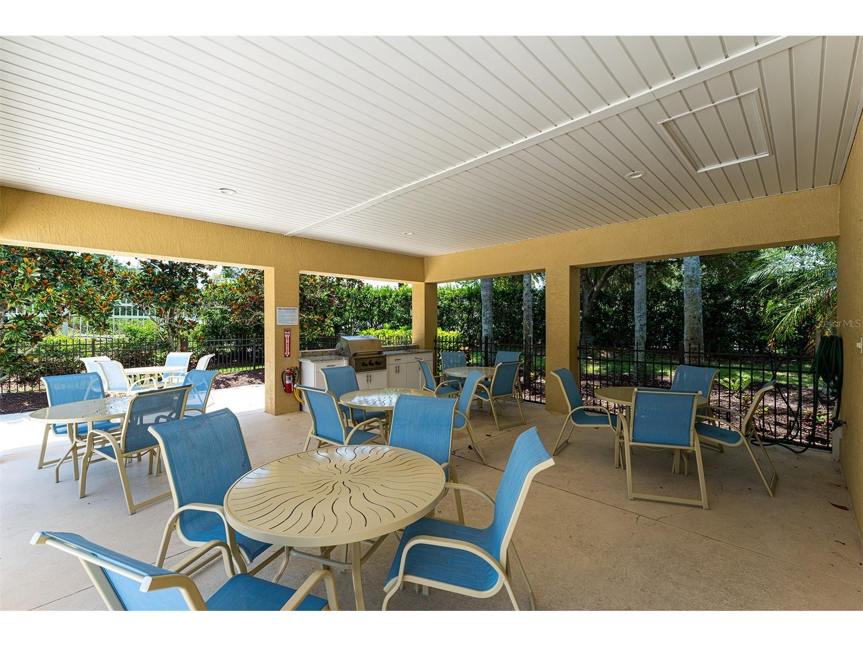 7223 Presidio Glen Lakewood Ranch FL 34202 A4697045 image47
