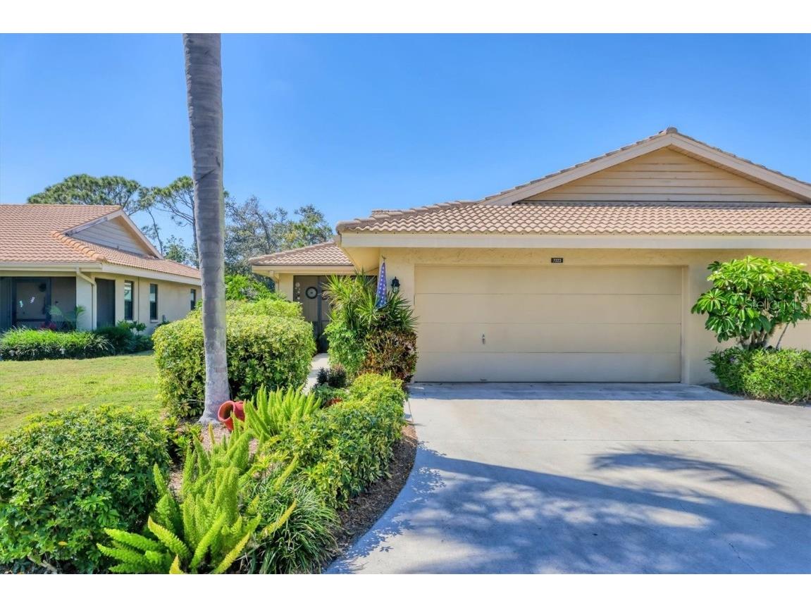 7223 Wood Creek Drive #22 Sarasota FL 34231 A4643611 image1