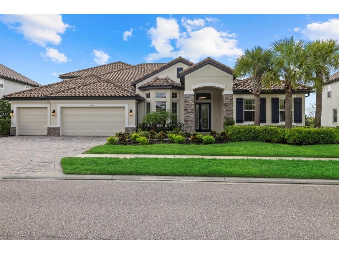 7224 Graybrook Drive Wesley Chapel FL 33545 T3548022 image1