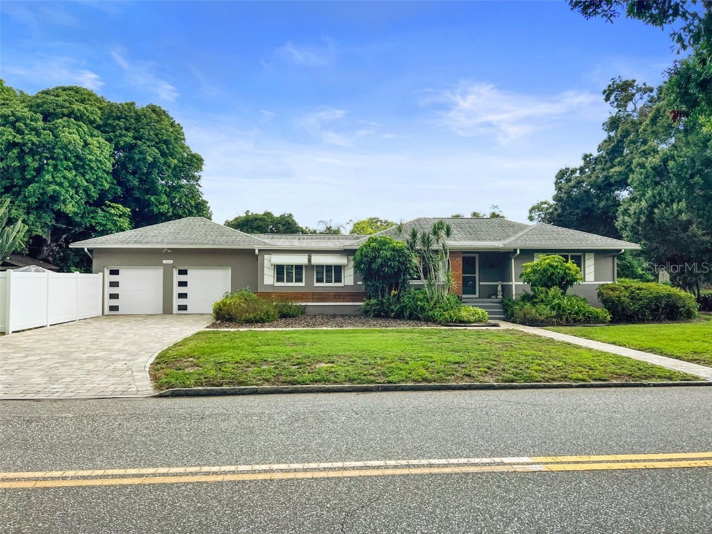 7224 Park Street S Saint Petersburg FL 33707 U8209427 image1