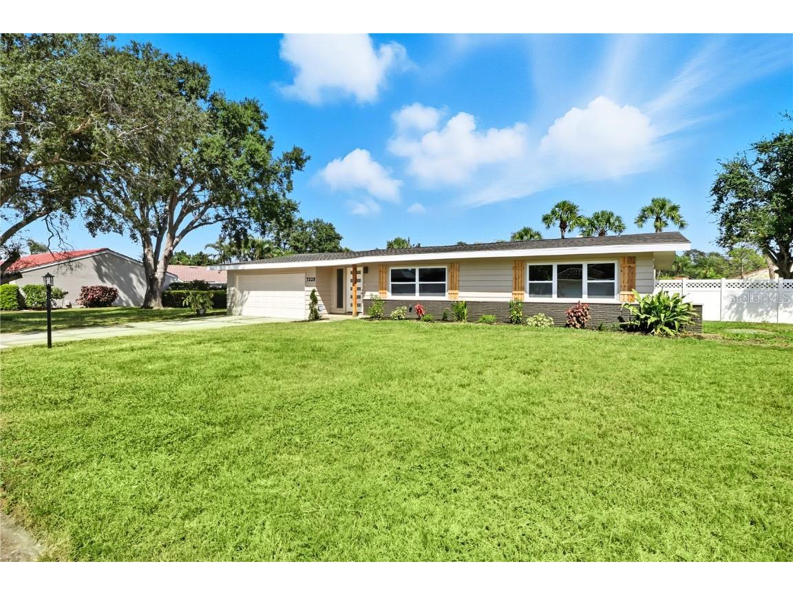 7225 Willow Street Sarasota FL 34243 A4666521 image1
