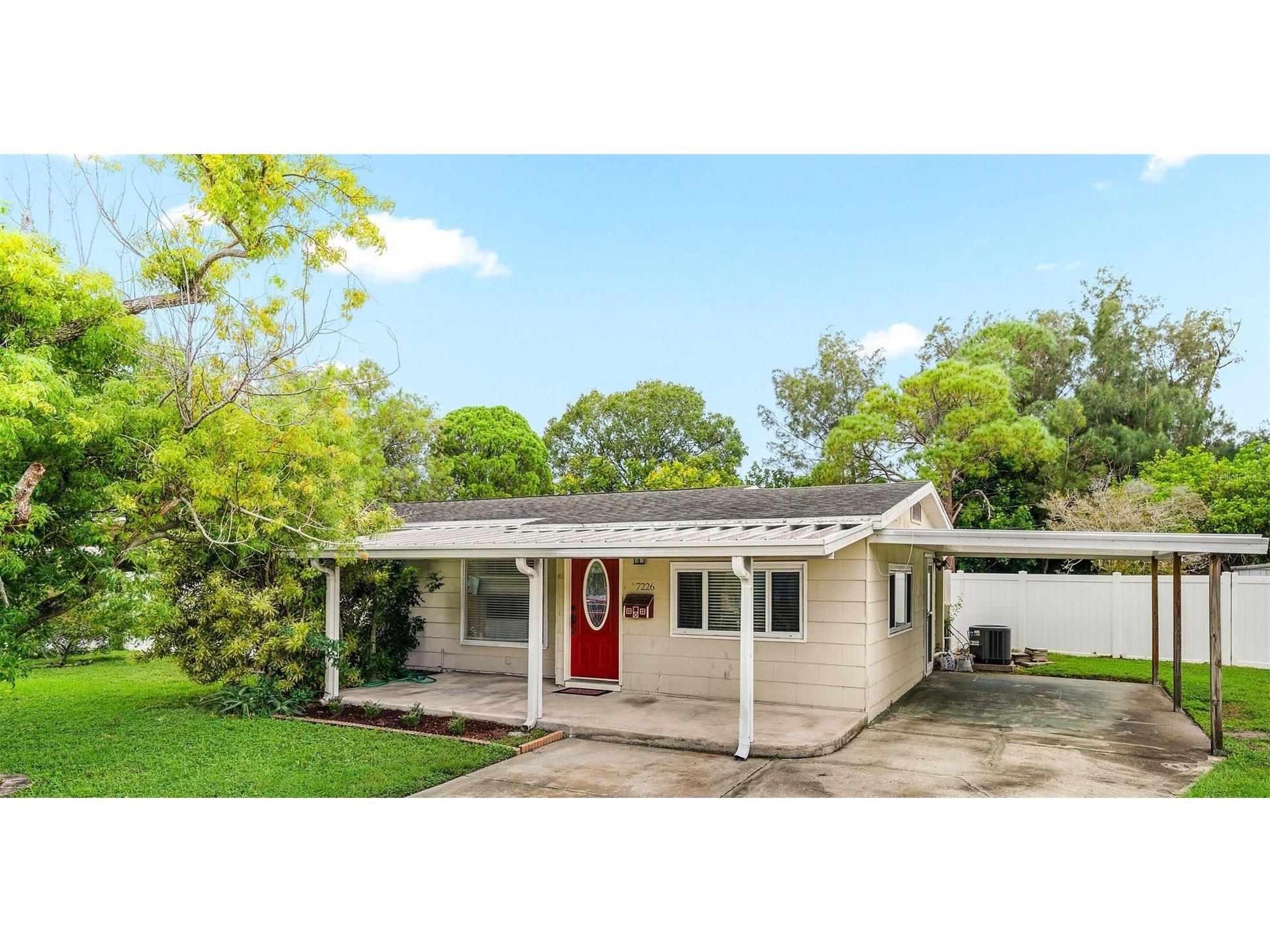7226 Onyx Drive N Saint Petersburg FL 33702 TB8304089 image1