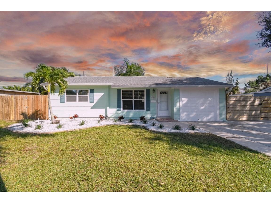 7227 10th Street N Saint Petersburg FL 33702 U8182976 image1