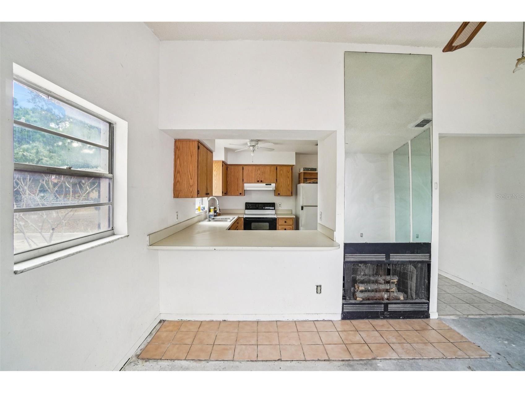 7227 32nd Avenue N Saint Petersburg FL 33710 A4688928 image10