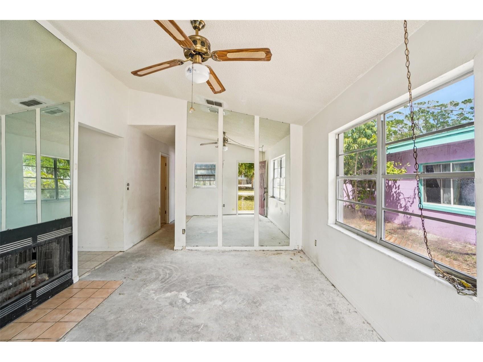 7227 32nd Avenue N Saint Petersburg FL 33710 A4688928 image7