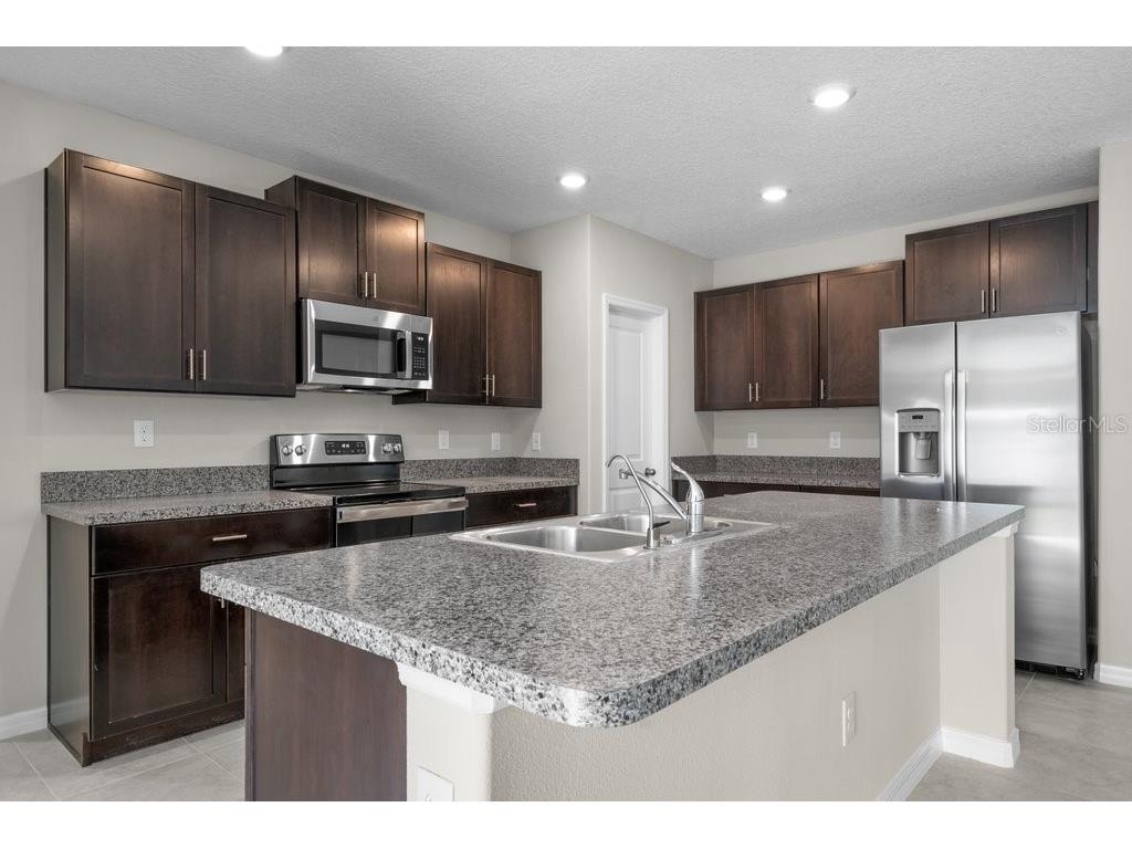 7227 Ronnie Gardens Court Tampa FL 33619 TB8446155 image4