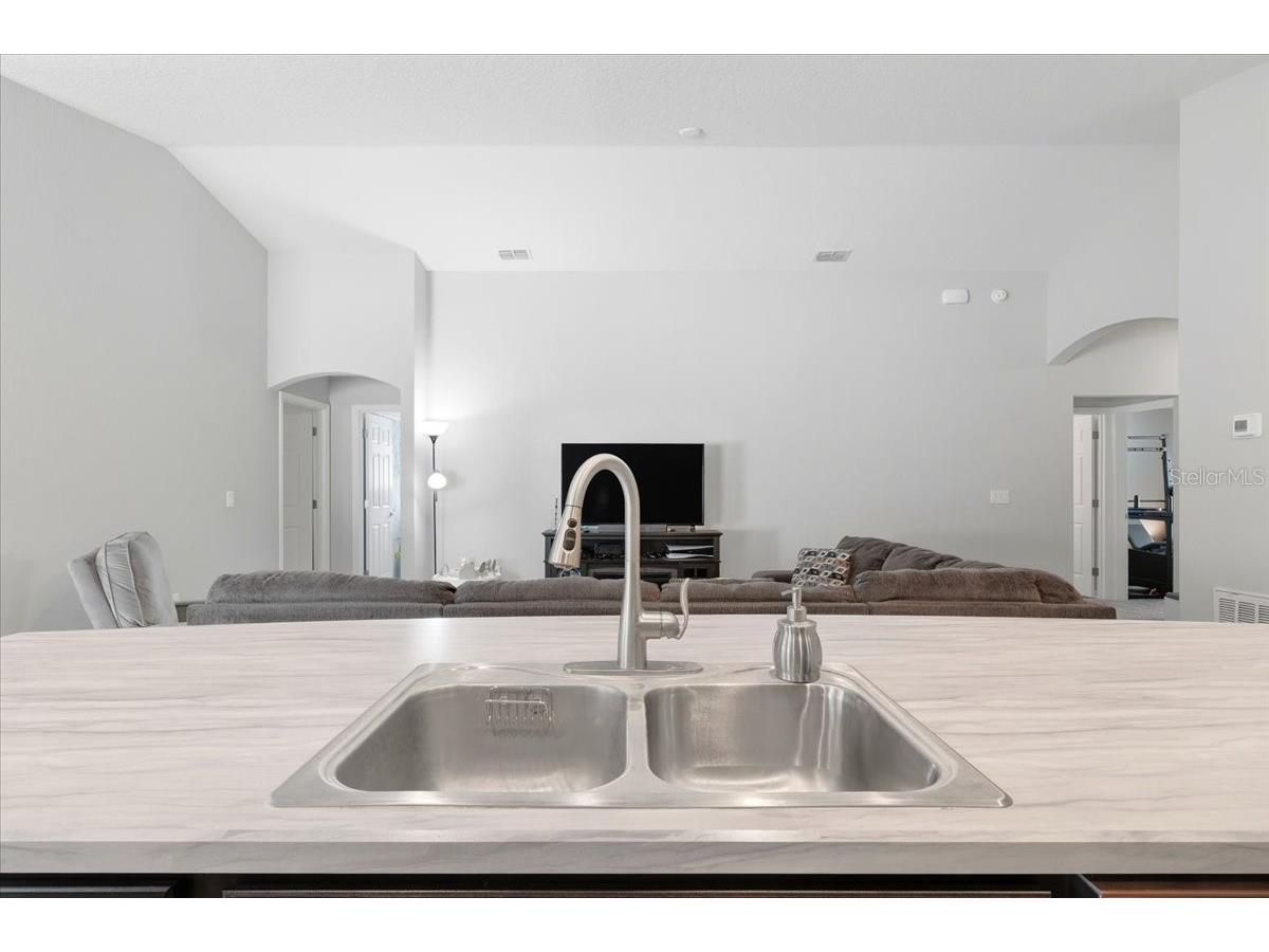 7227 Victoria Road Lakeland FL 33809 P4937985 image9