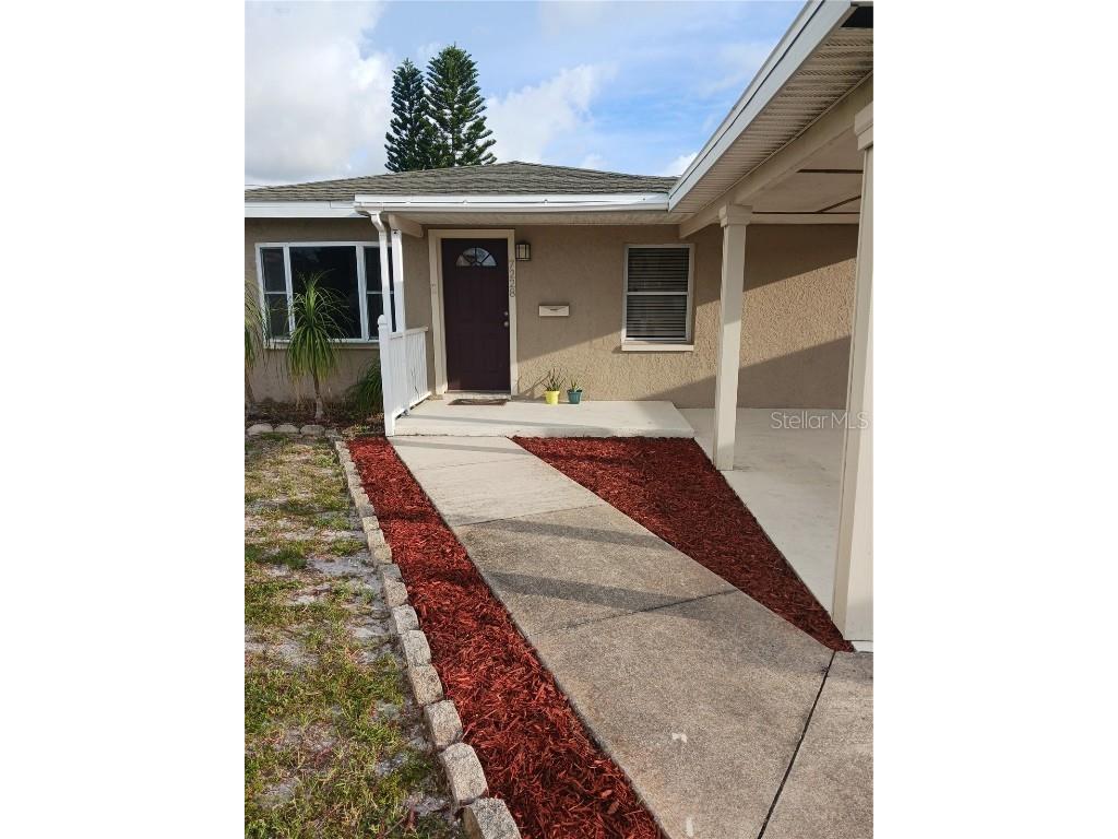 7228 36th Avenue N Saint Petersburg FL 33710 U8251274 image1