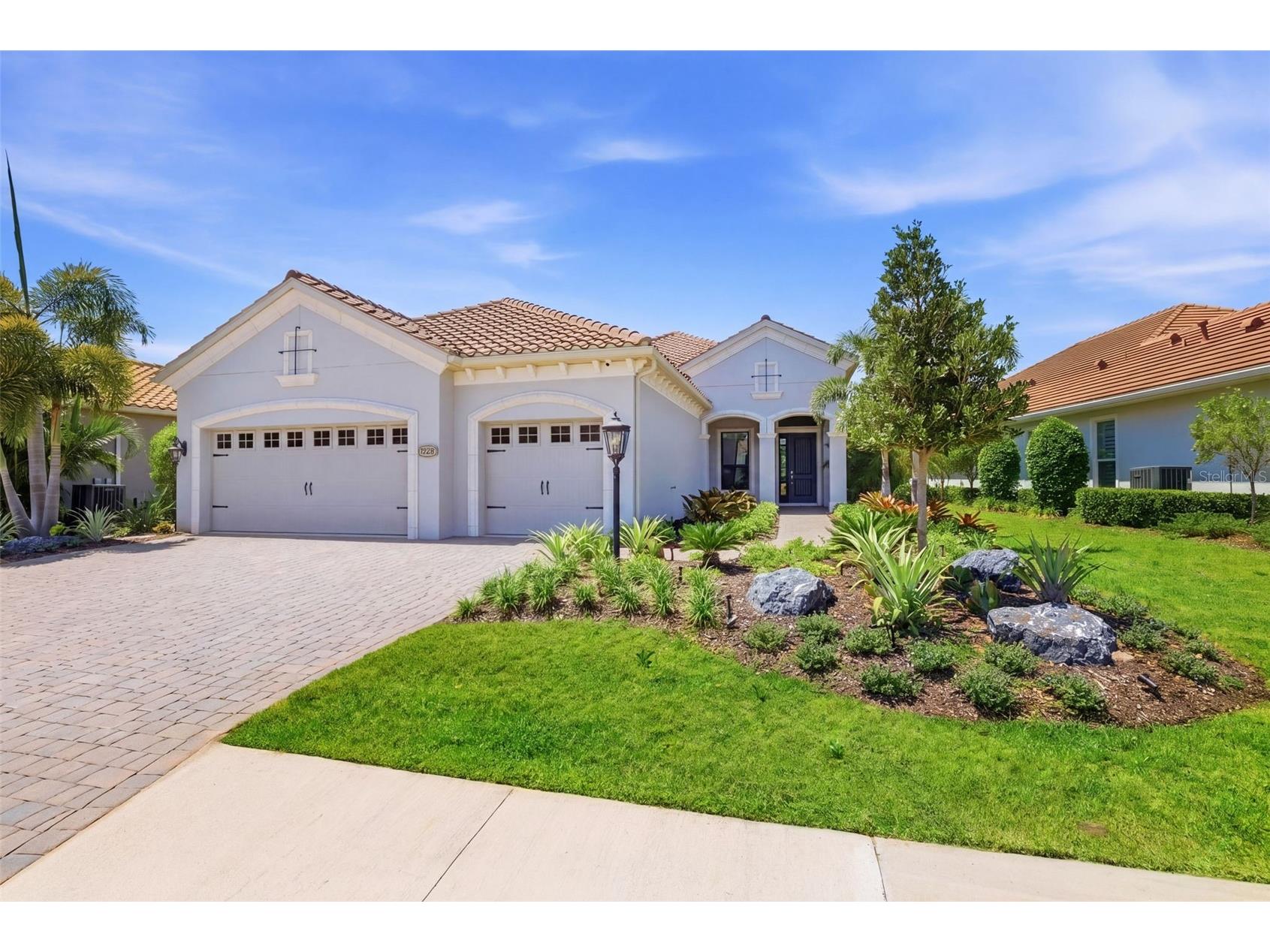7228 Whittlebury Trail Bradenton FL 34202 A4693420 image1