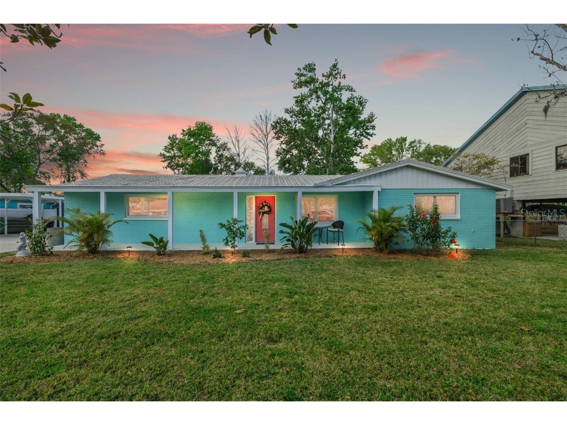 7229 Bethesda Court Weeki Wachee FL 34607 - WEEKI WACHEE RIVER T3509365 image1