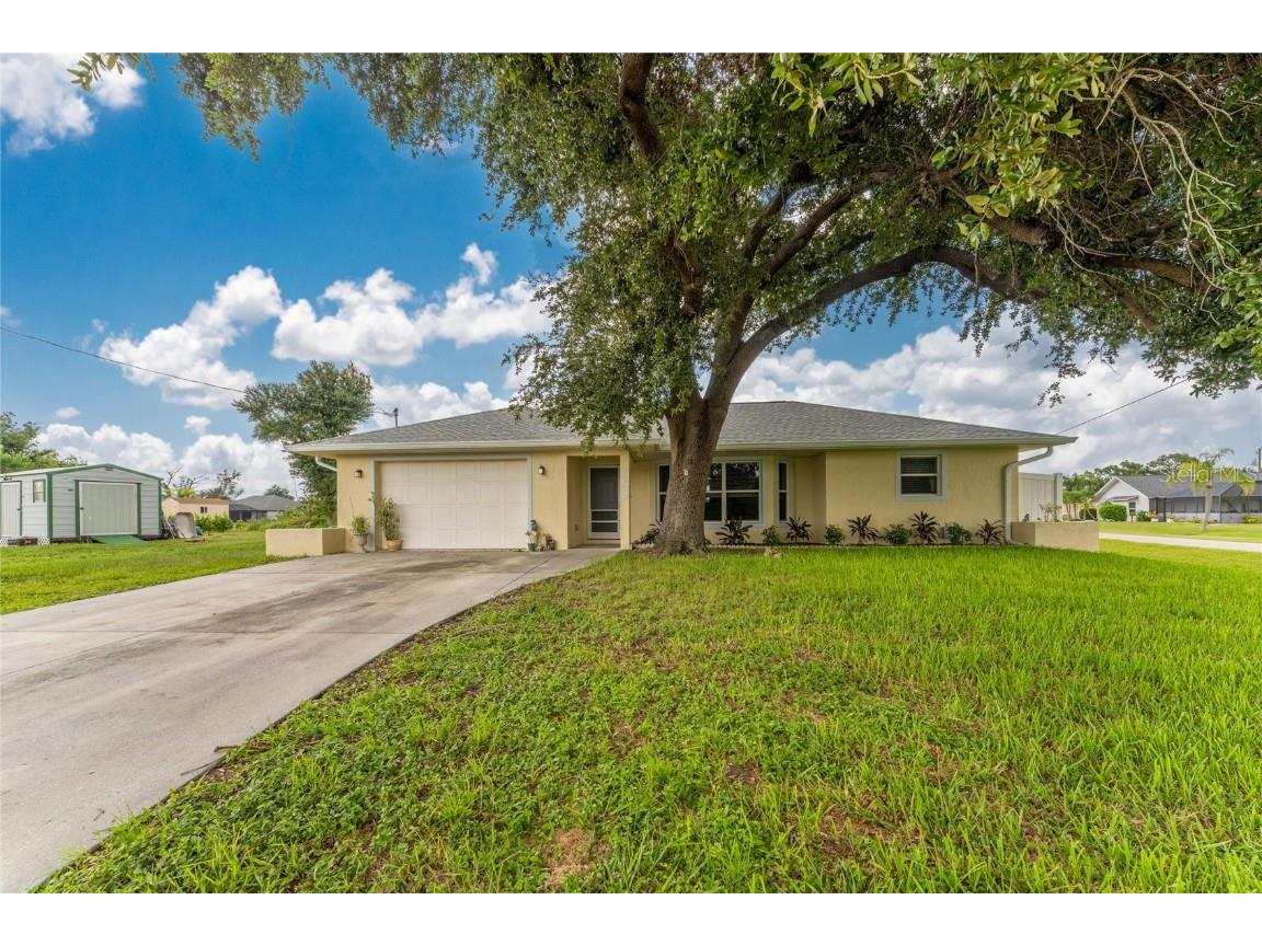 7229 Strawberry Street Englewood FL 34224 D6136557 image1