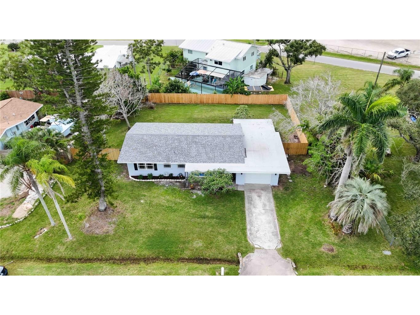 723 45th Street Court W Palmetto FL 34221 A4665705 image3