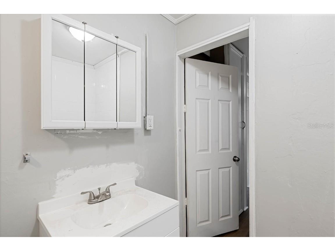 723 7th Avenue N Saint Petersburg FL 33701 A4655979 image16