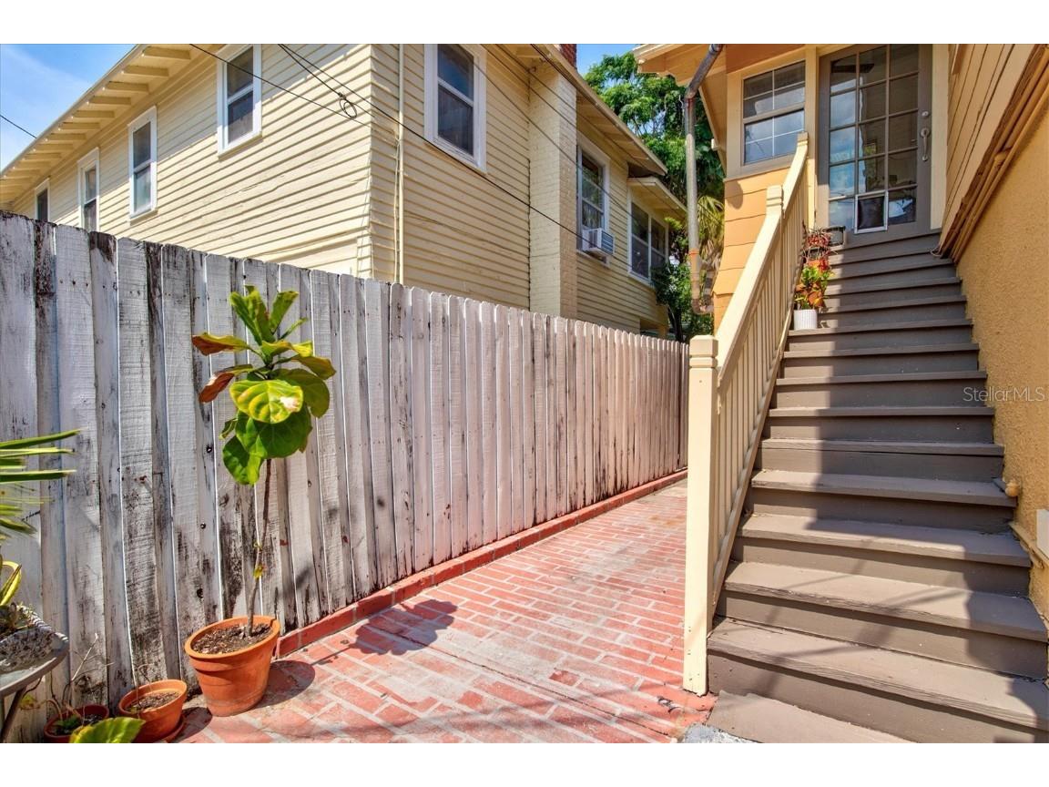 723 7th Avenue N Saint Petersburg FL 33701 A4655979 image18