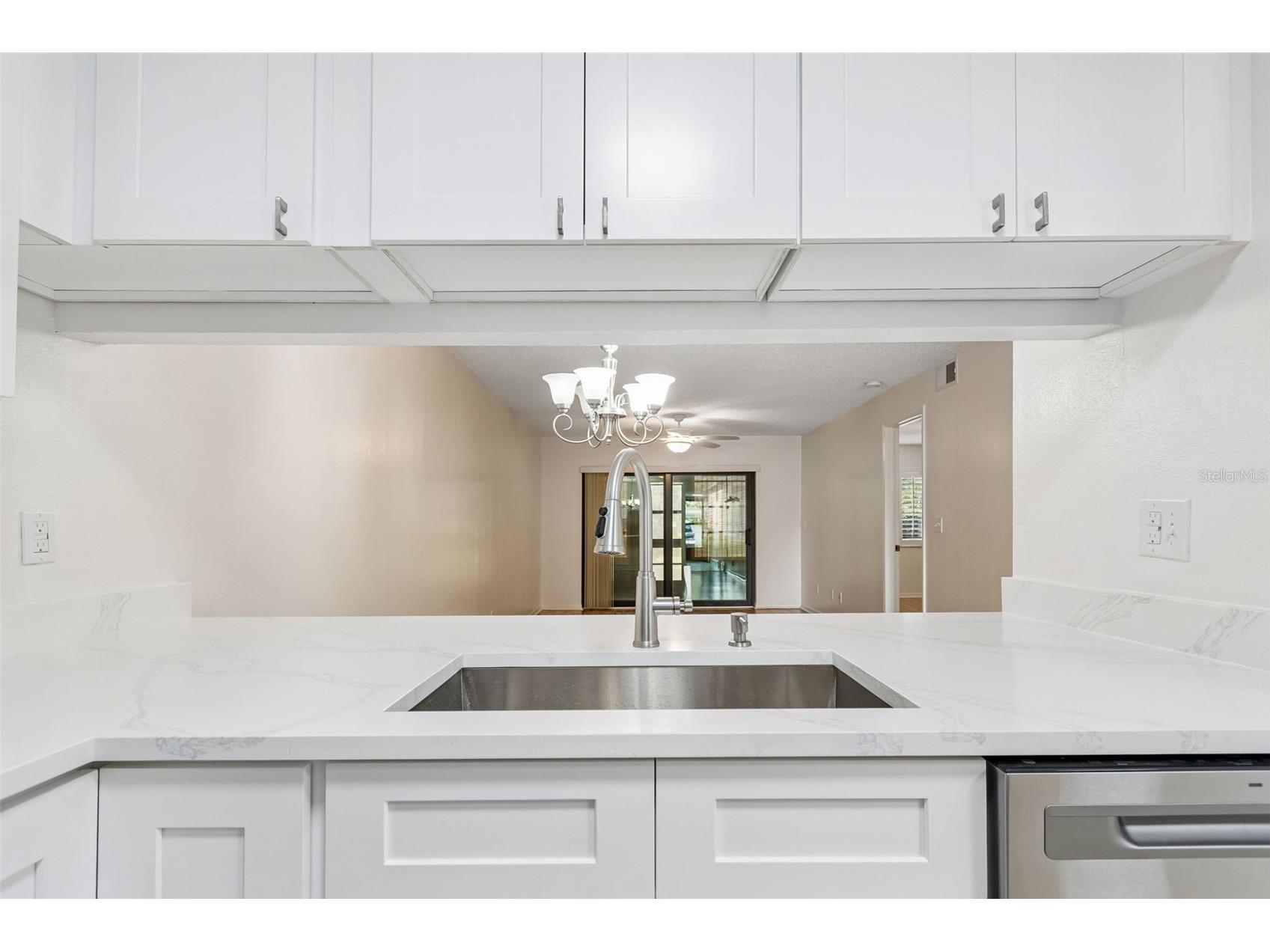 723 83rd Avenue N #104 Saint Petersburg FL 33702 TB8518325 image4