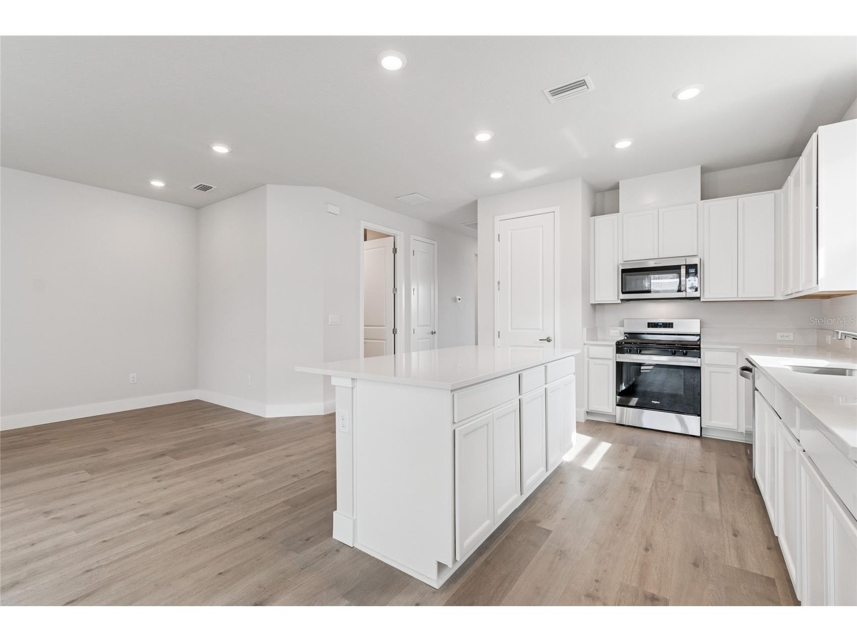 723 Allora Avenue Nokomis FL 34275 TB8432519 image6