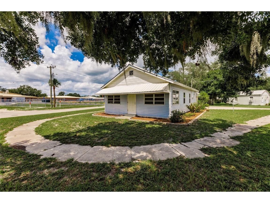 723 E Cypress Street Arcadia FL 34266 C7494793 image1