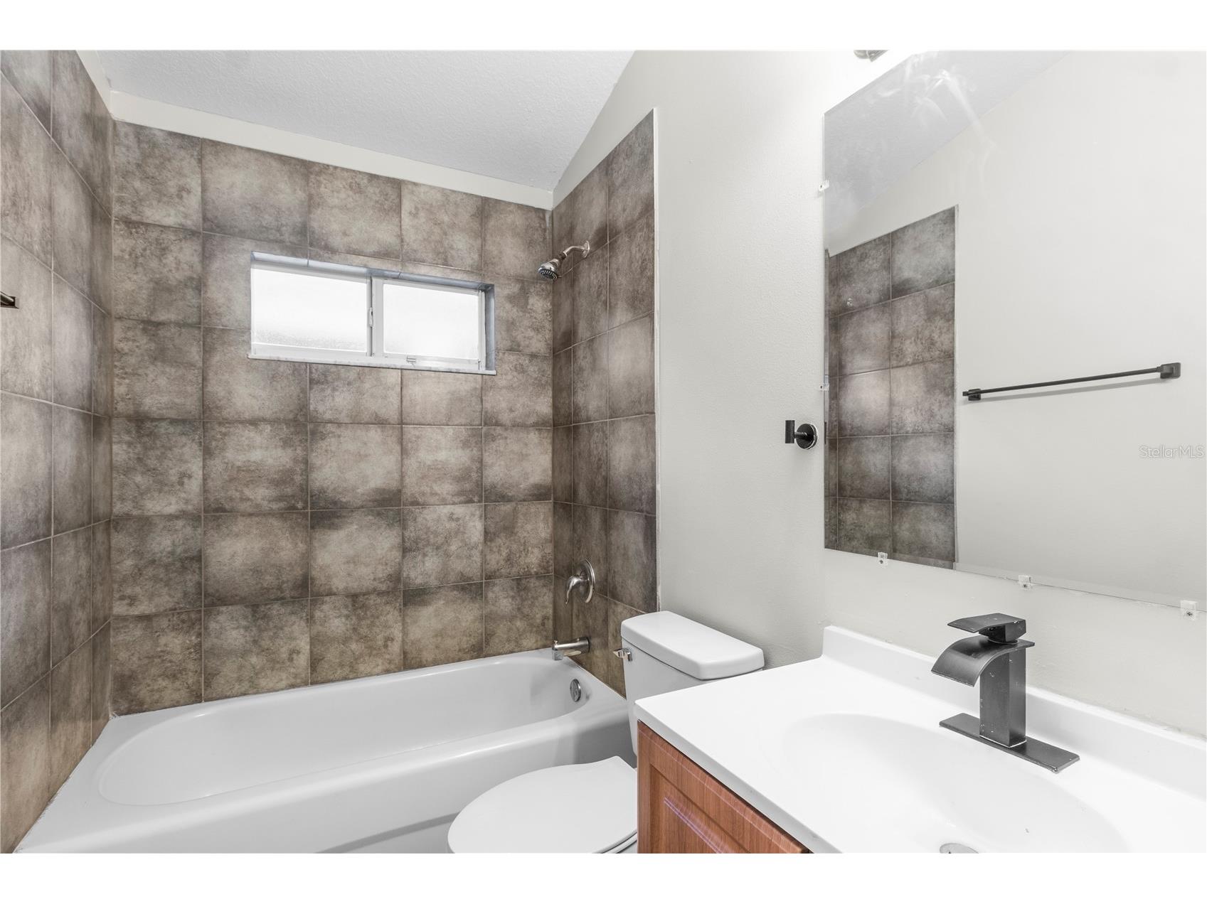 723 Erik Lake Road Brandon FL 33510 TB8475788 image17