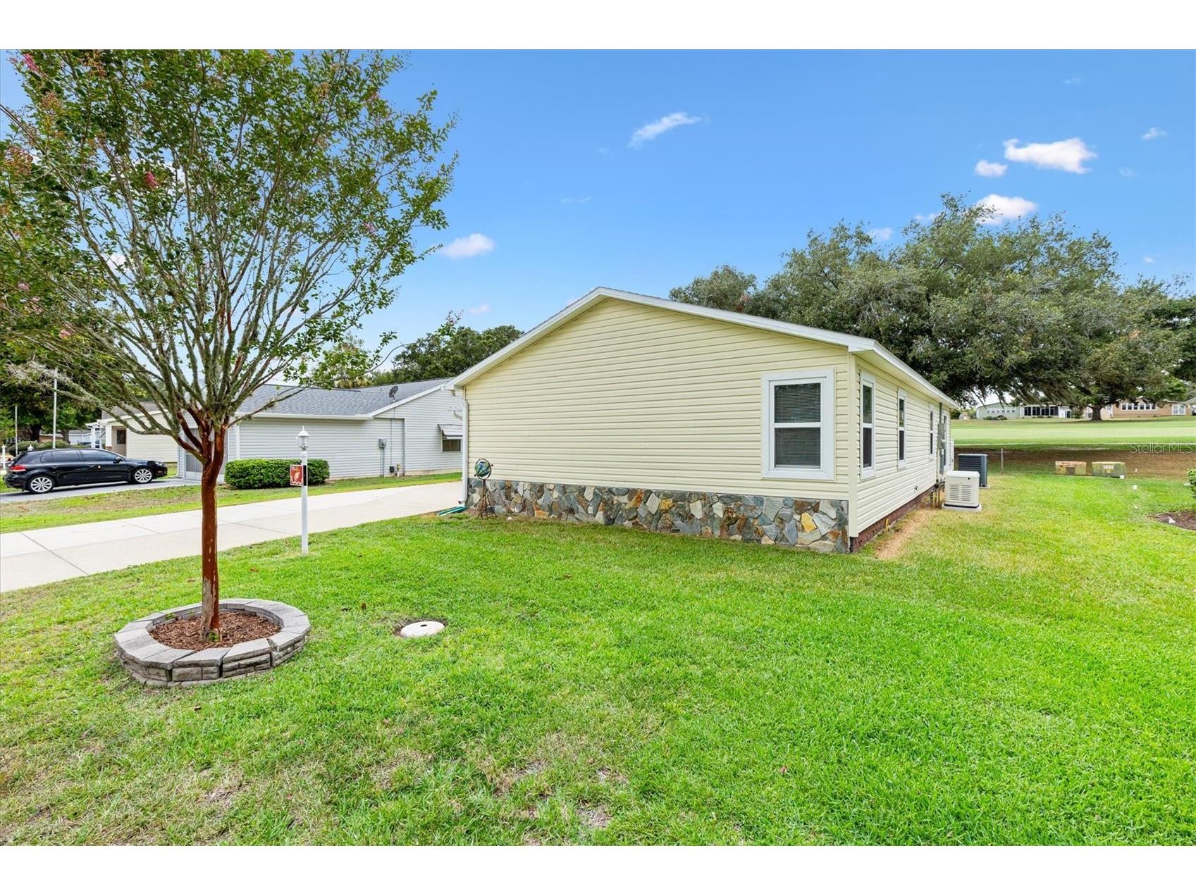723 Heathrow Avenue Lady Lake FL 32159 G5113691 image3