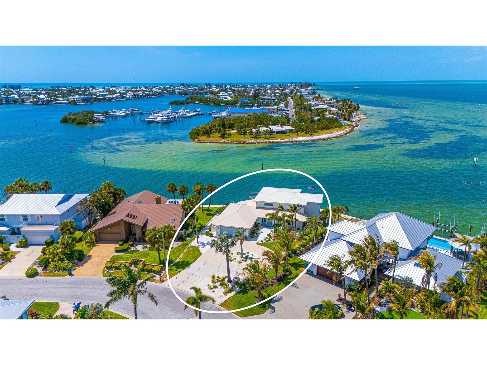 723 Key Royale Drive Holmes Beach FL 34217 - TAMPA BAY A4689081 image1
