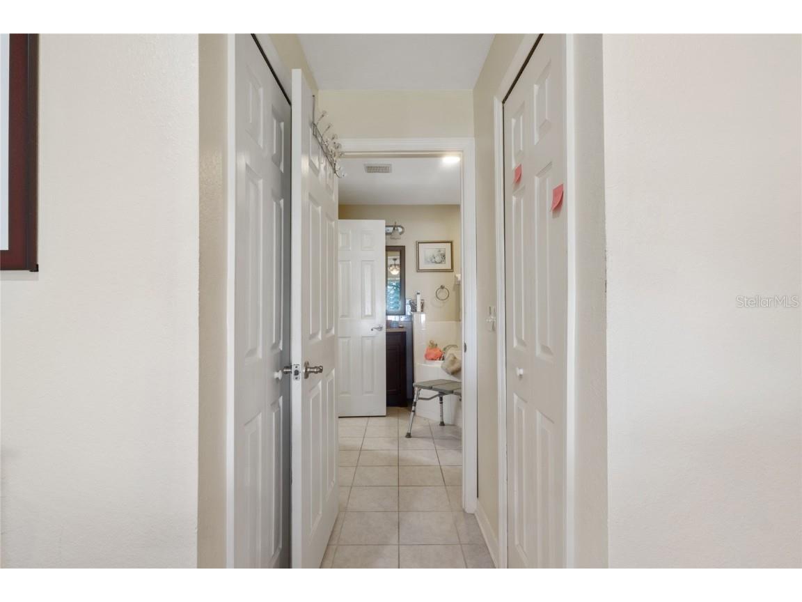 723 Pelican Court Kissimmee FL 34759 V4941579 image17