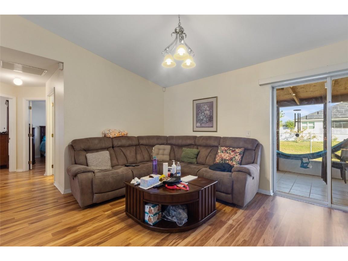 723 Pelican Court Kissimmee FL 34759 V4941579 image24