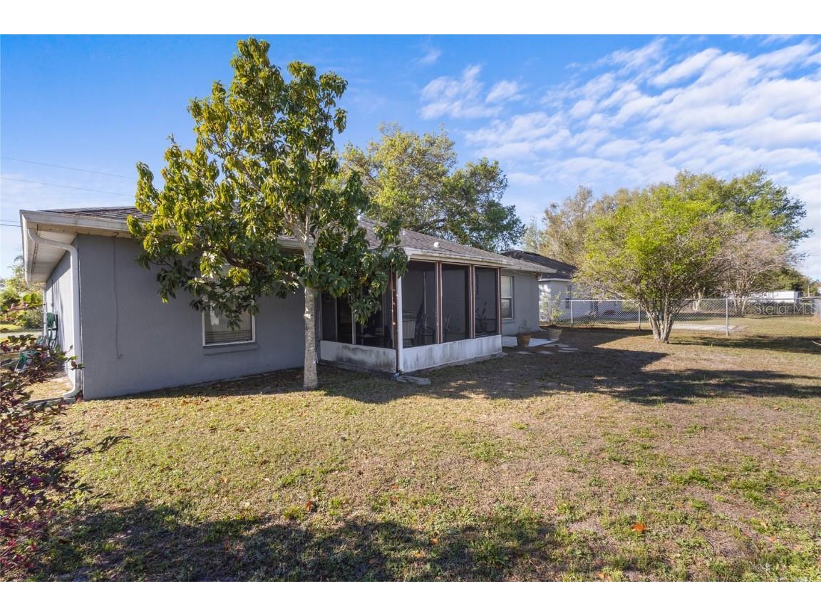 723 Pelican Court Kissimmee FL 34759 V4941579 image26