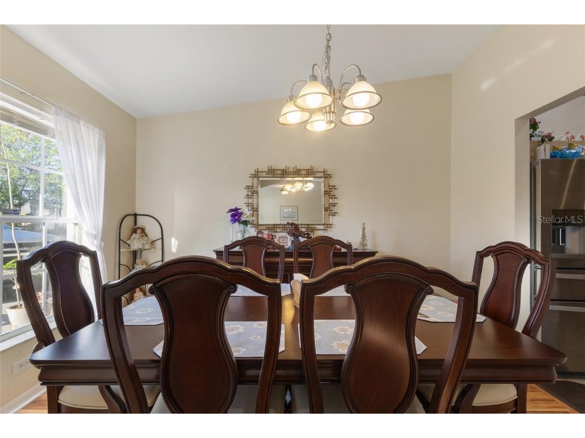 723 Pelican Court Kissimmee FL 34759 V4941579 image6