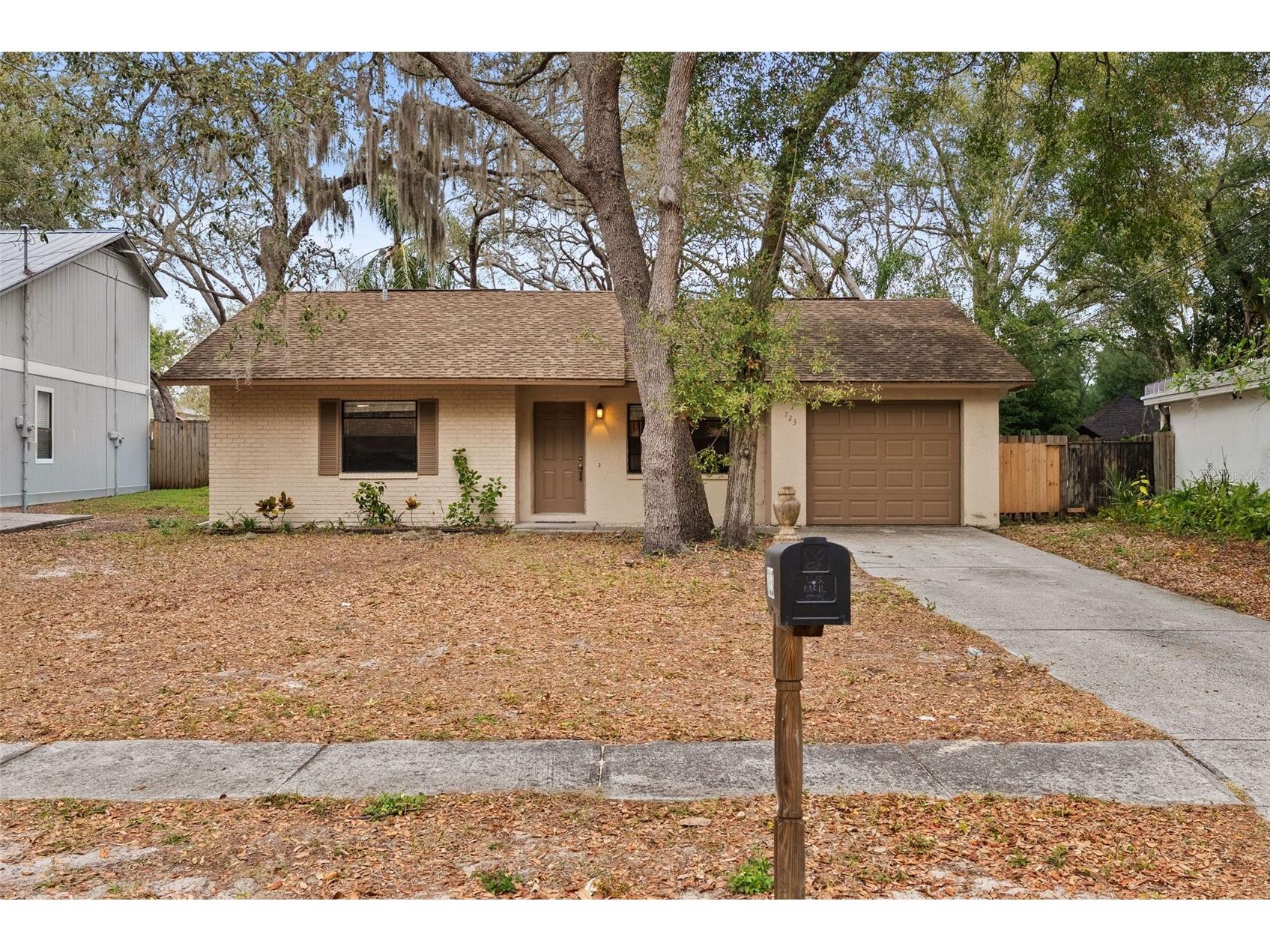 723 Pent Street Tarpon Springs FL 34689 TB8512315 image1