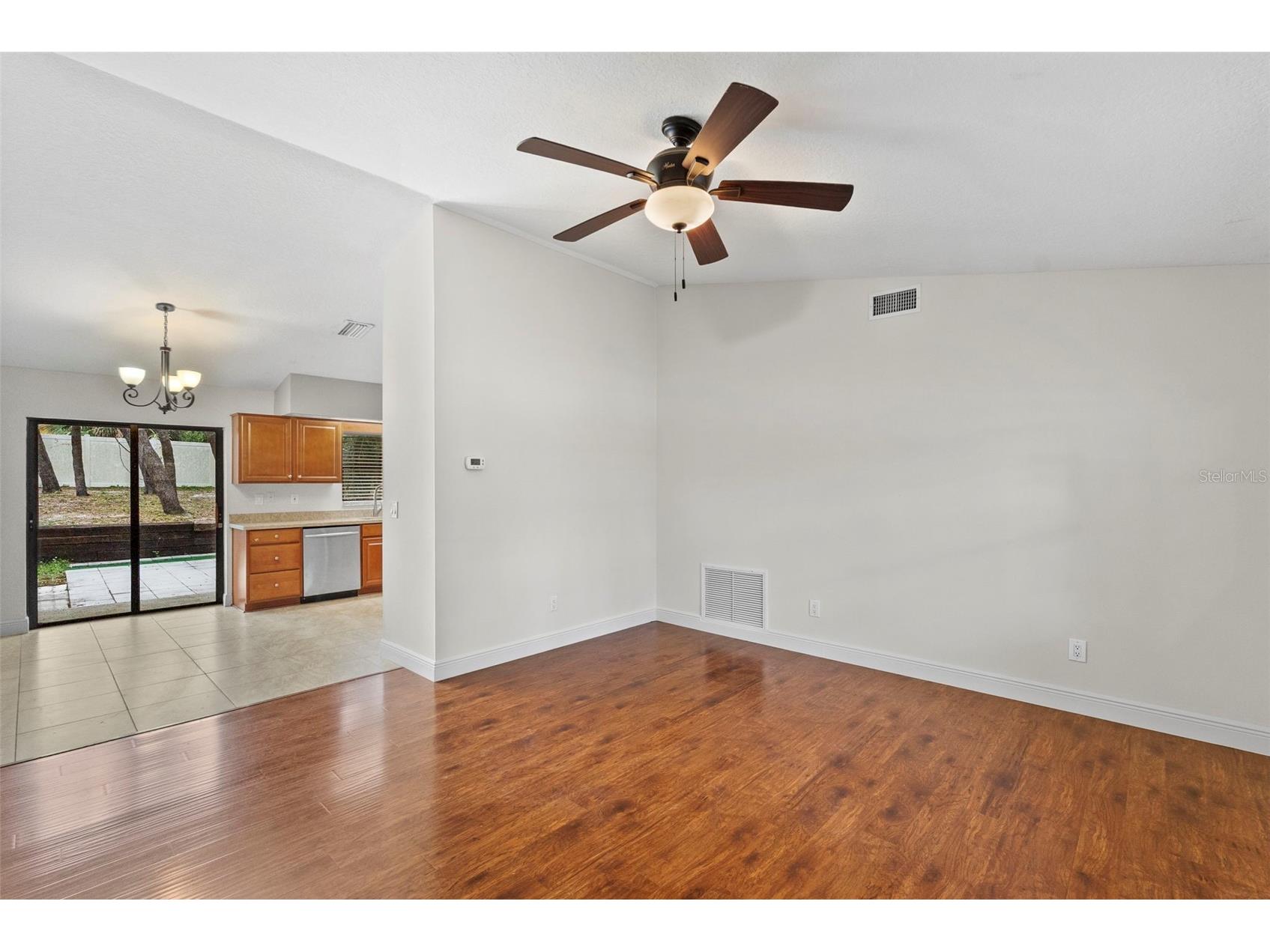 723 Pent Street Tarpon Springs FL 34689 TB8512315 image3