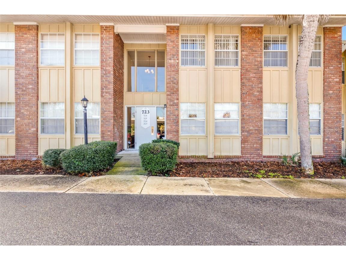 723 Perkins Street #204 Leesburg FL 34748 G5078821 image1