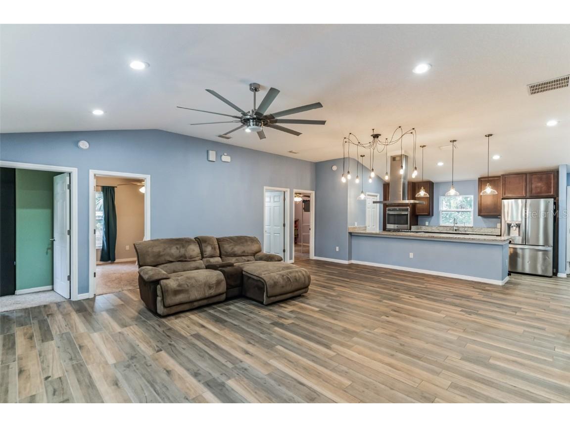 723 River Run Road Osteen FL 32764 O6305359 image11