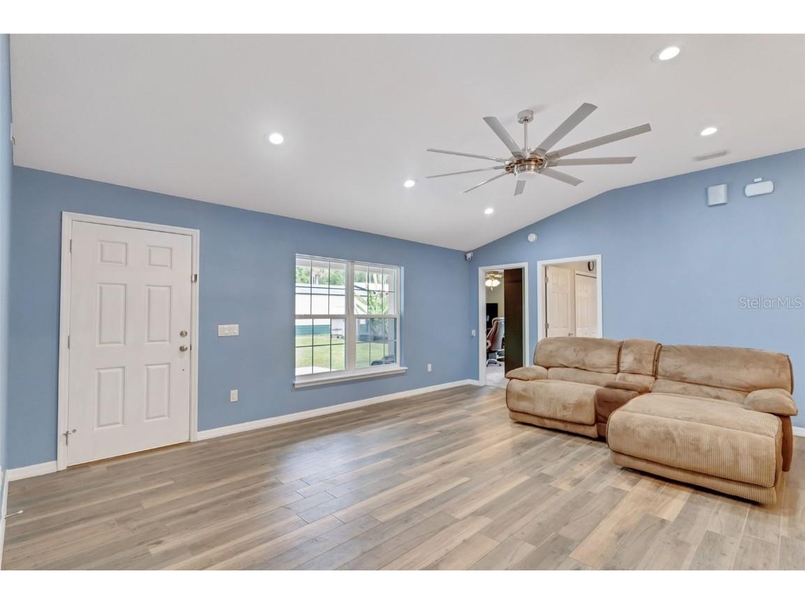 723 River Run Road Osteen FL 32764 O6305359 image9