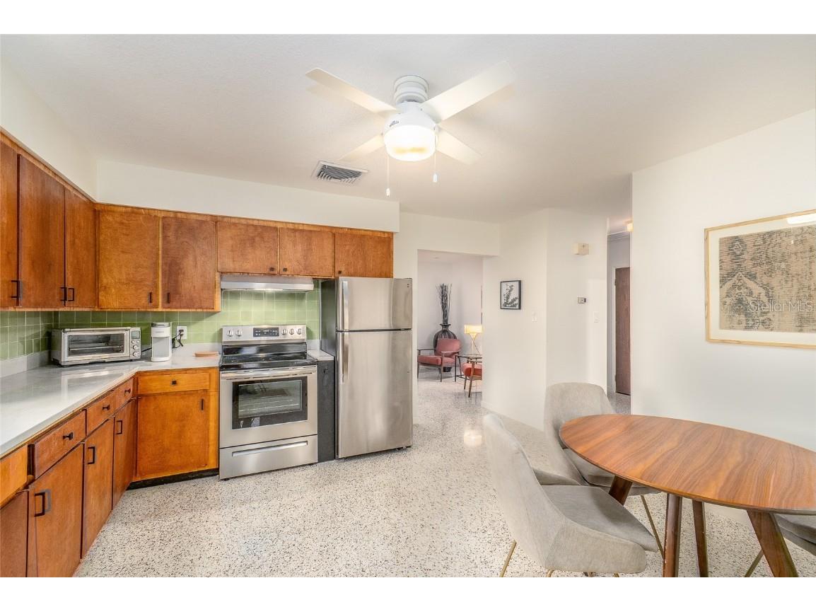 723 S Wilson Avenue Lakeland FL 33801 TB8431068 image3