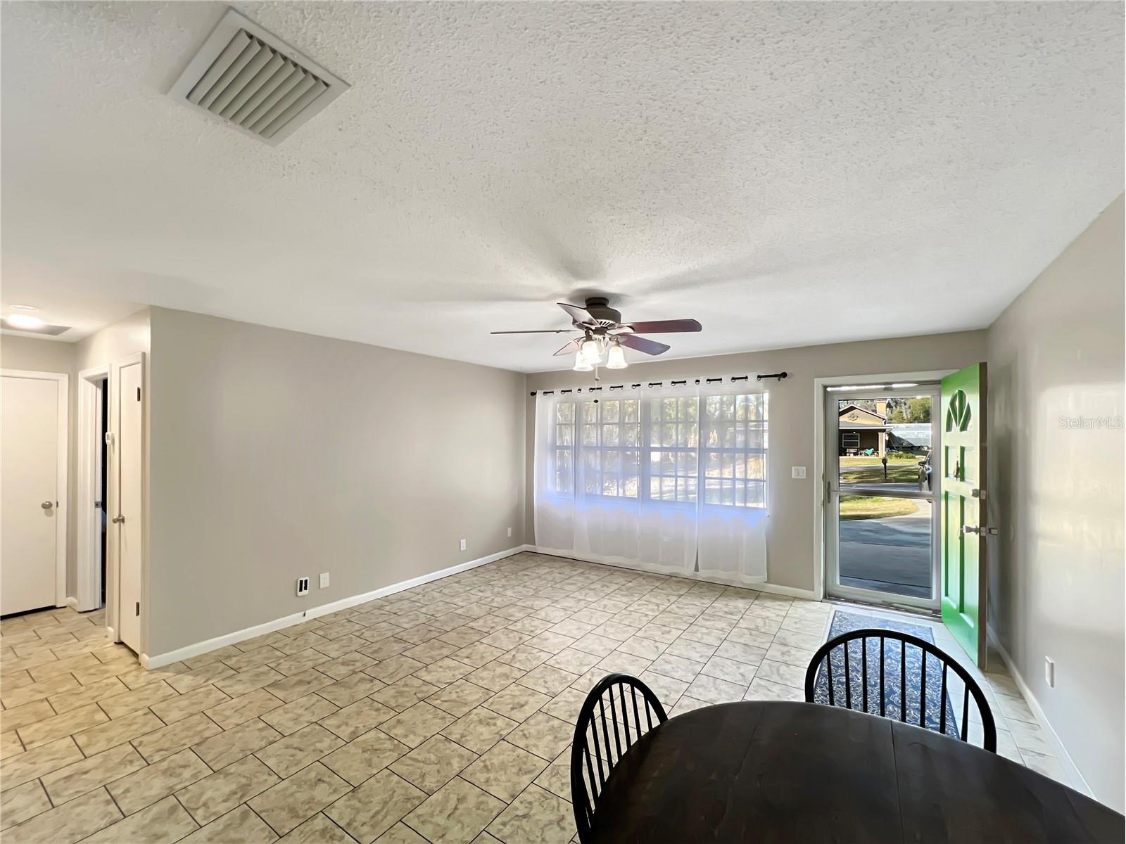 723 SE 30th Avenue Ocala FL 34471 OM718035 image3
