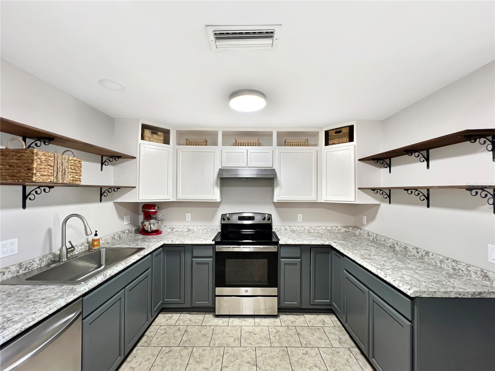 723 SE 30th Avenue Ocala FL 34471 OM718035 image5