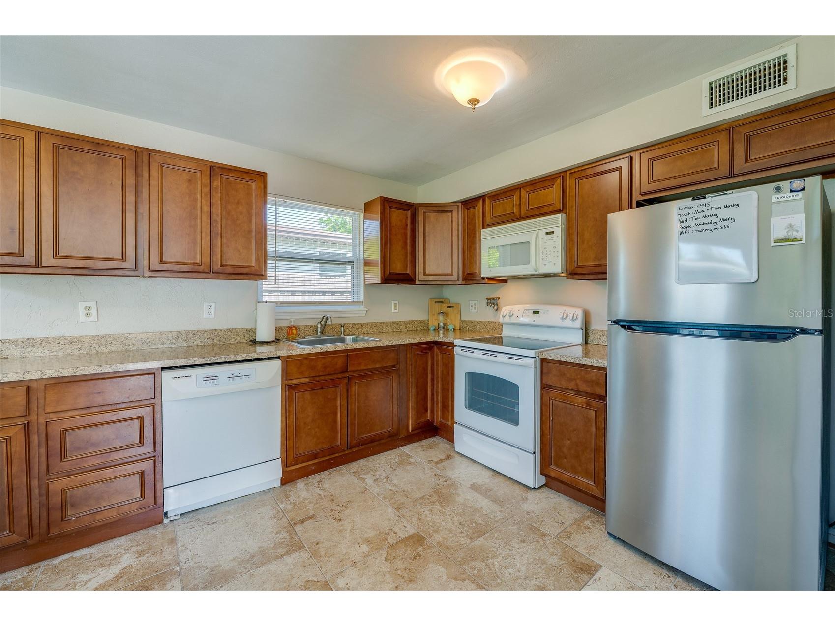 723 Steele Avenue South Daytona FL 32119 V4949209 image10