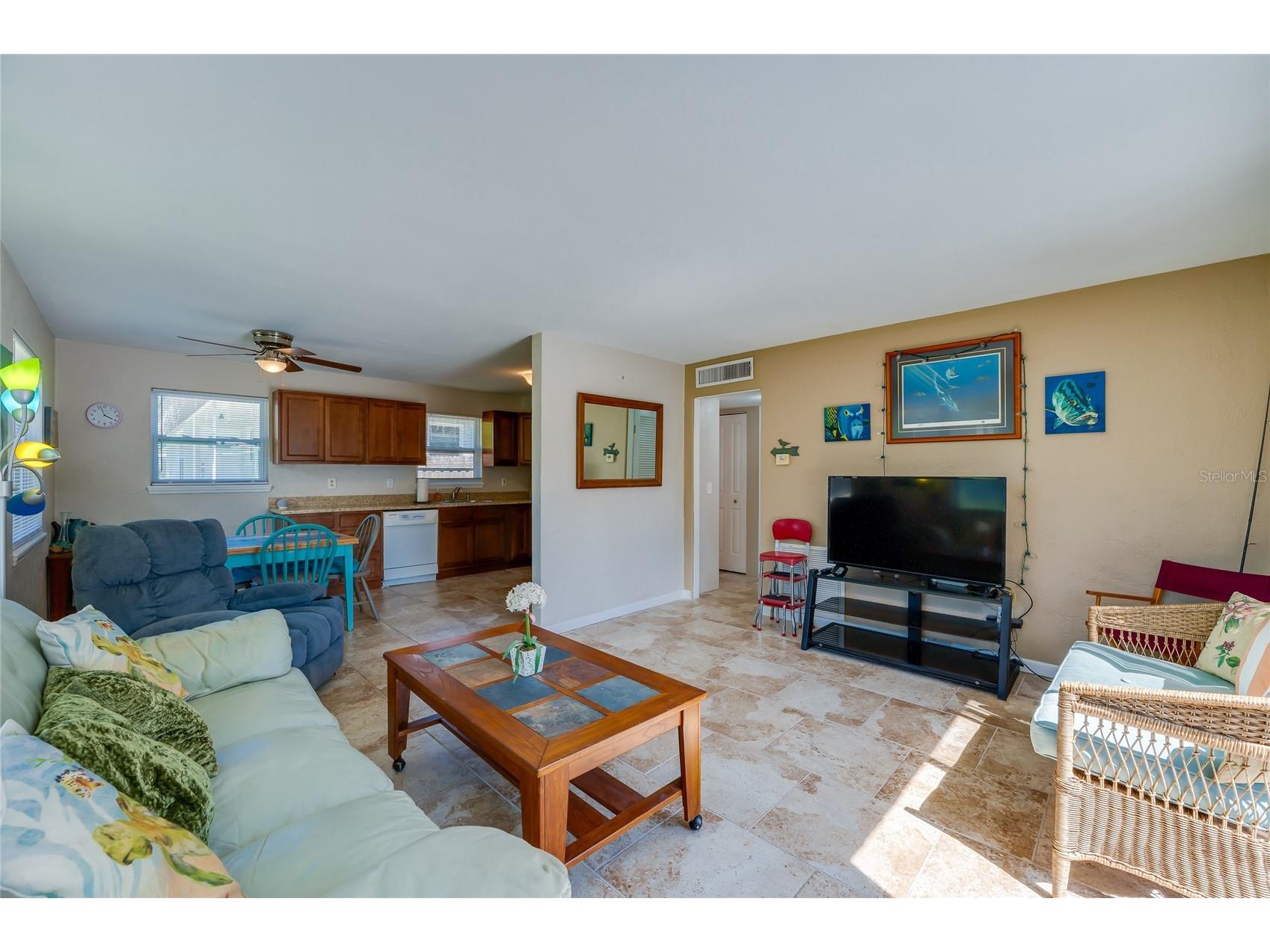 723 Steele Avenue South Daytona FL 32119 V4949209 image6