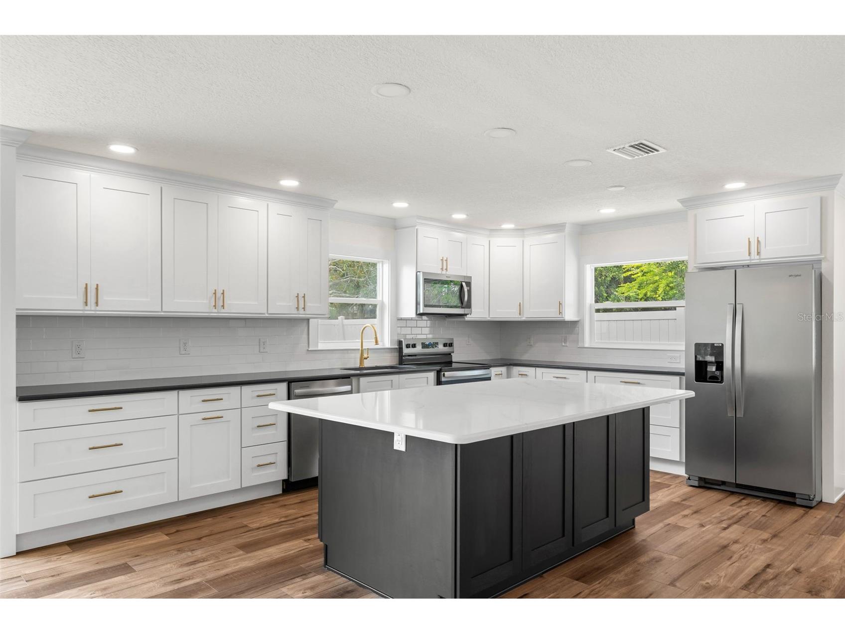 723 W Bayshore Drive Tarpon Springs FL 34689 W7886657 image12