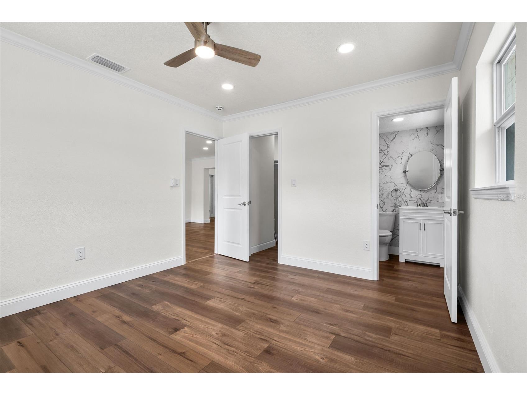 723 W Bayshore Drive Tarpon Springs FL 34689 W7886657 image27