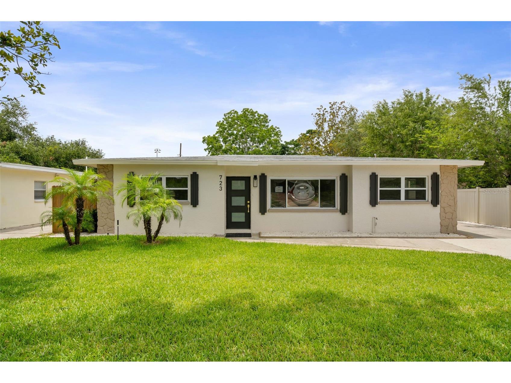 723 W Bayshore Drive Tarpon Springs FL 34689 W7886657 image3
