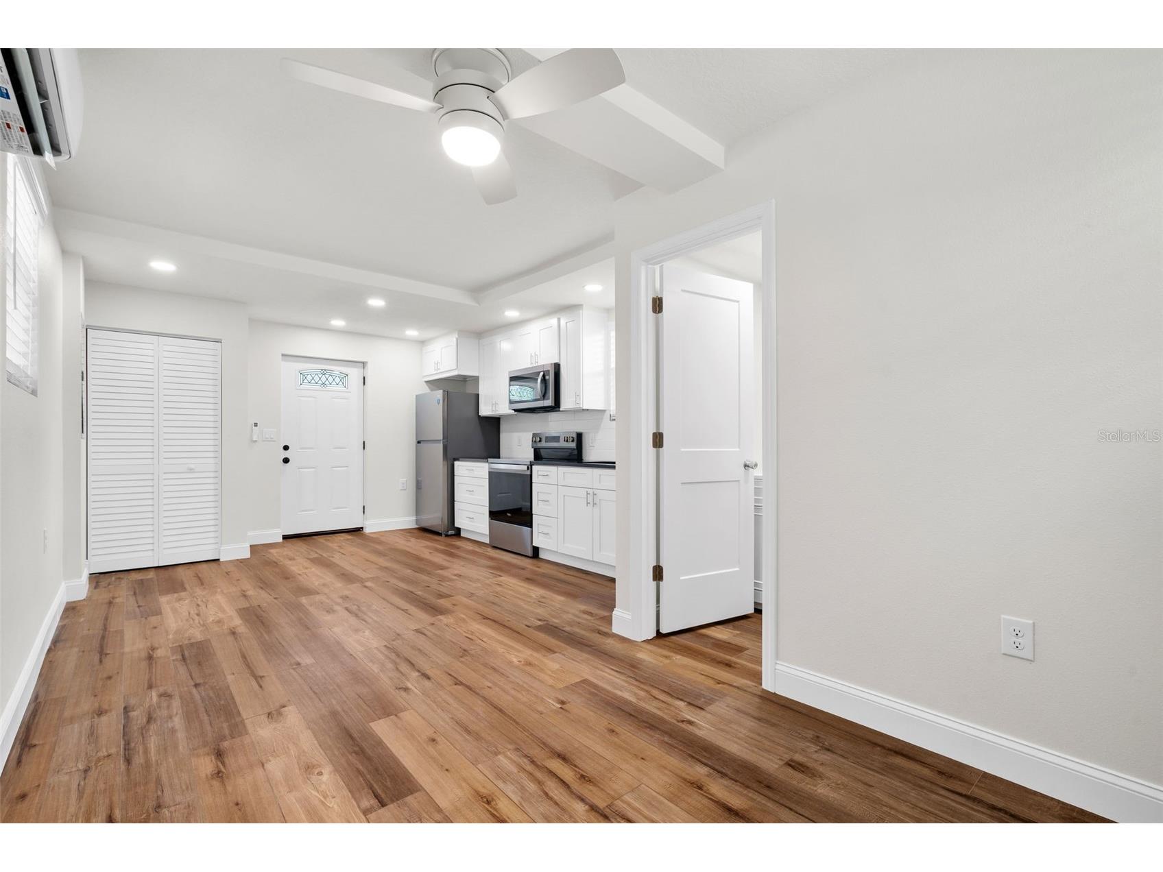723 W Bayshore Drive Tarpon Springs FL 34689 W7886657 image45