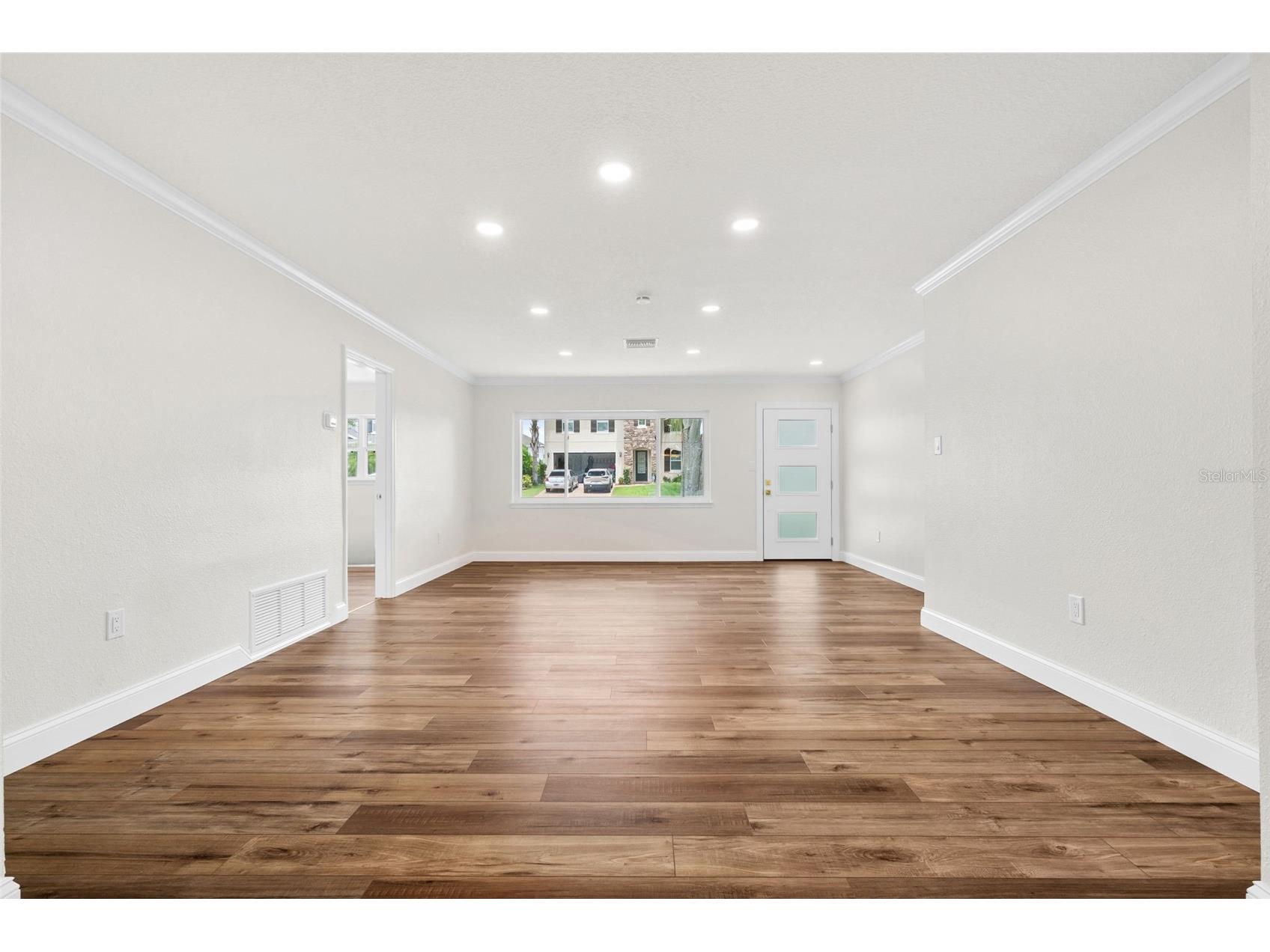 723 W Bayshore Drive Tarpon Springs FL 34689 W7886657 image8